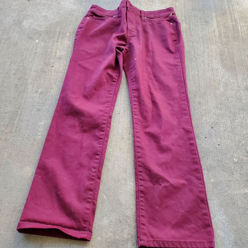 St John's Bay Straight Leg Size 6 Petite